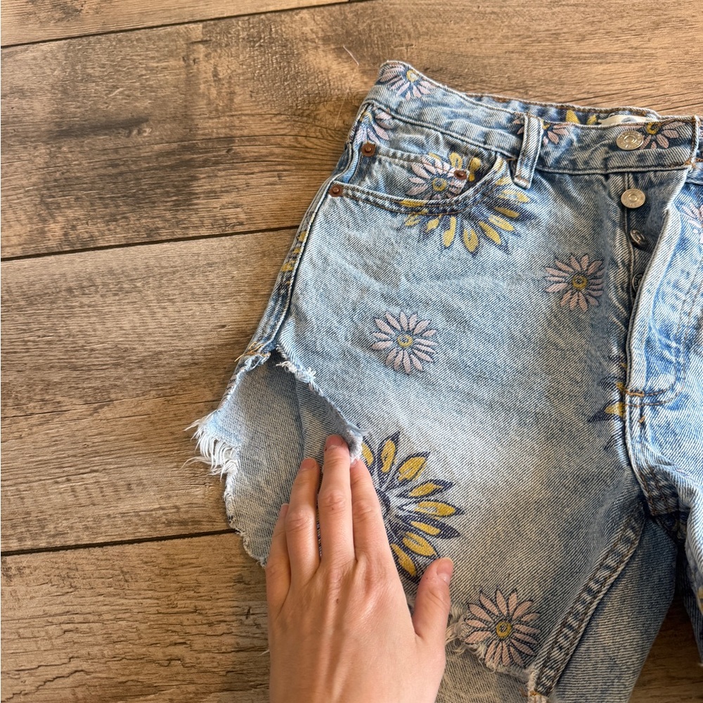 Free People Shorts - Picture 3 of 5